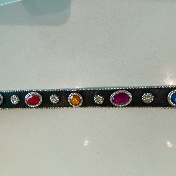 FREE W/purchaseVINTAGE 80’s New condit real leather belt 32 inches length size S - Picture 3 of 10